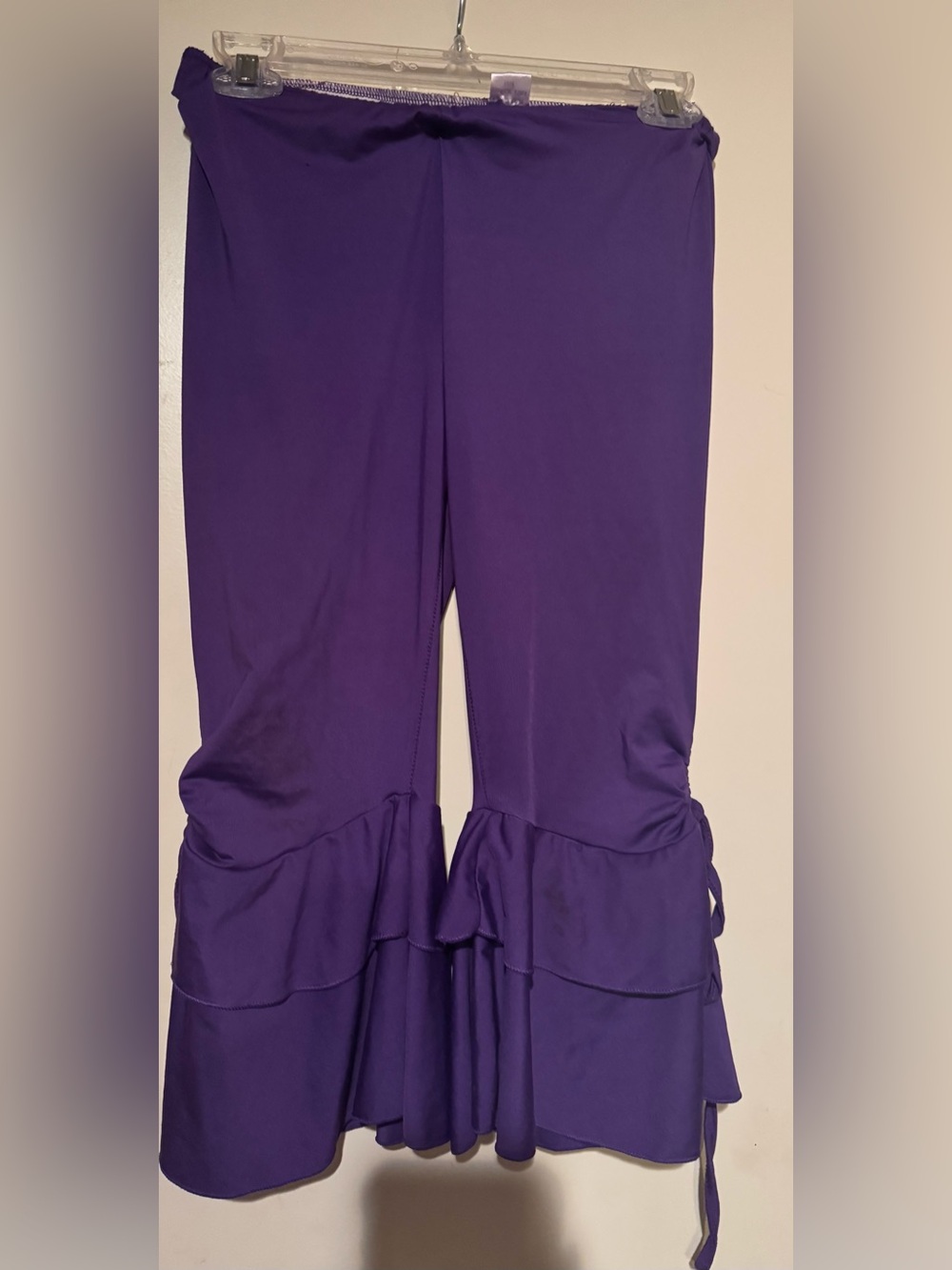 Women’s Purple Dance Ruffled Capri Pants with Flair Ruffles on End